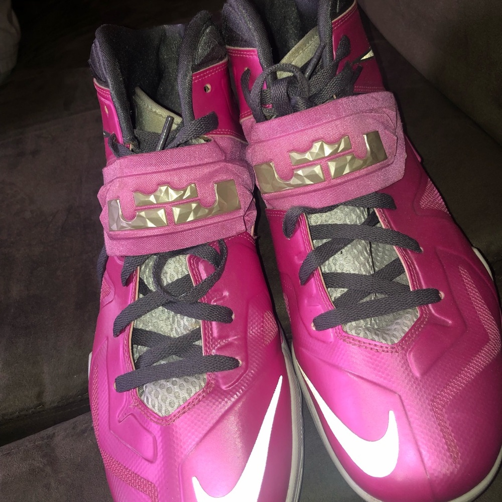 Nike lebron zoom soldier 7’s